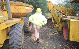 18 year old cuties Gigi Rivera & Teagan Summers strip down to socks on blanket